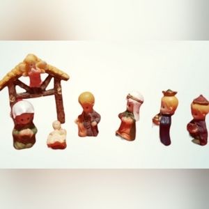 Ceramic Nativity Miniature Set of Seven Pieces Nativity Christmas Decoration